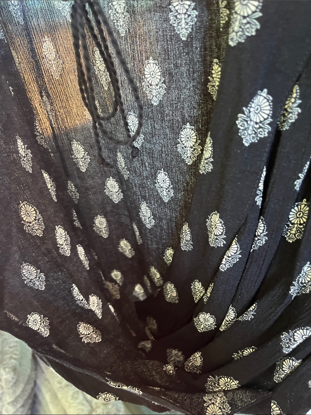 Mossimo Supply Co. Top Large Black White Floral Medallion Wrap Tassels - Picture 7 of 13
